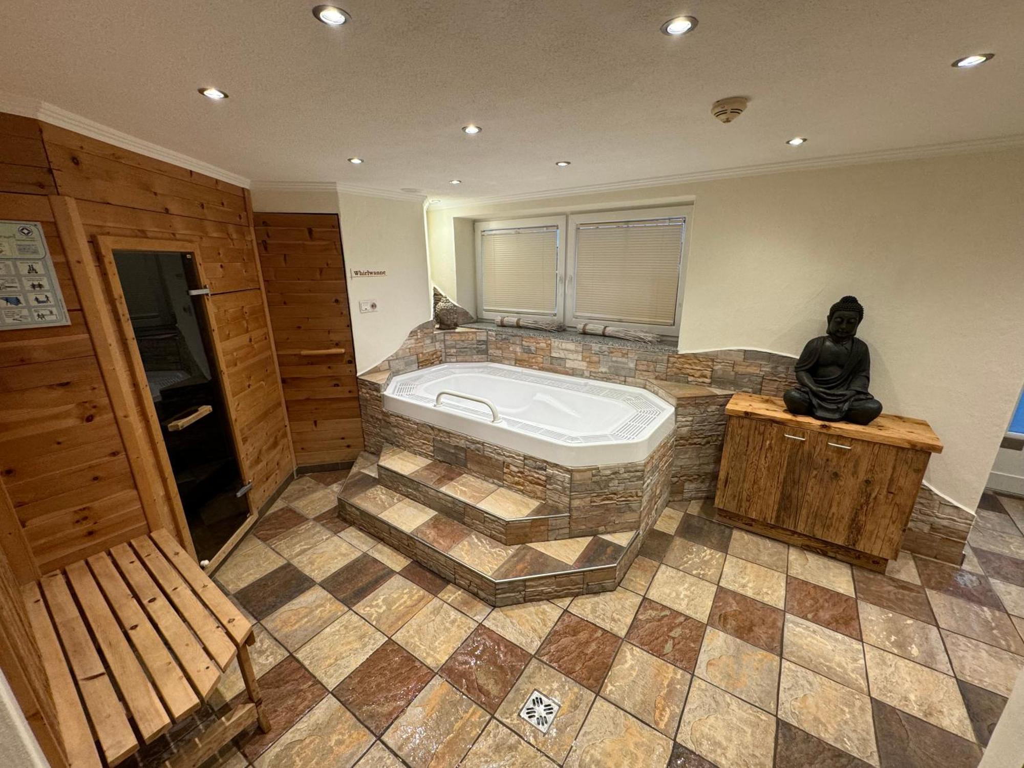 מאיירהופן Appartements Olympia מראה חיצוני תמונה
