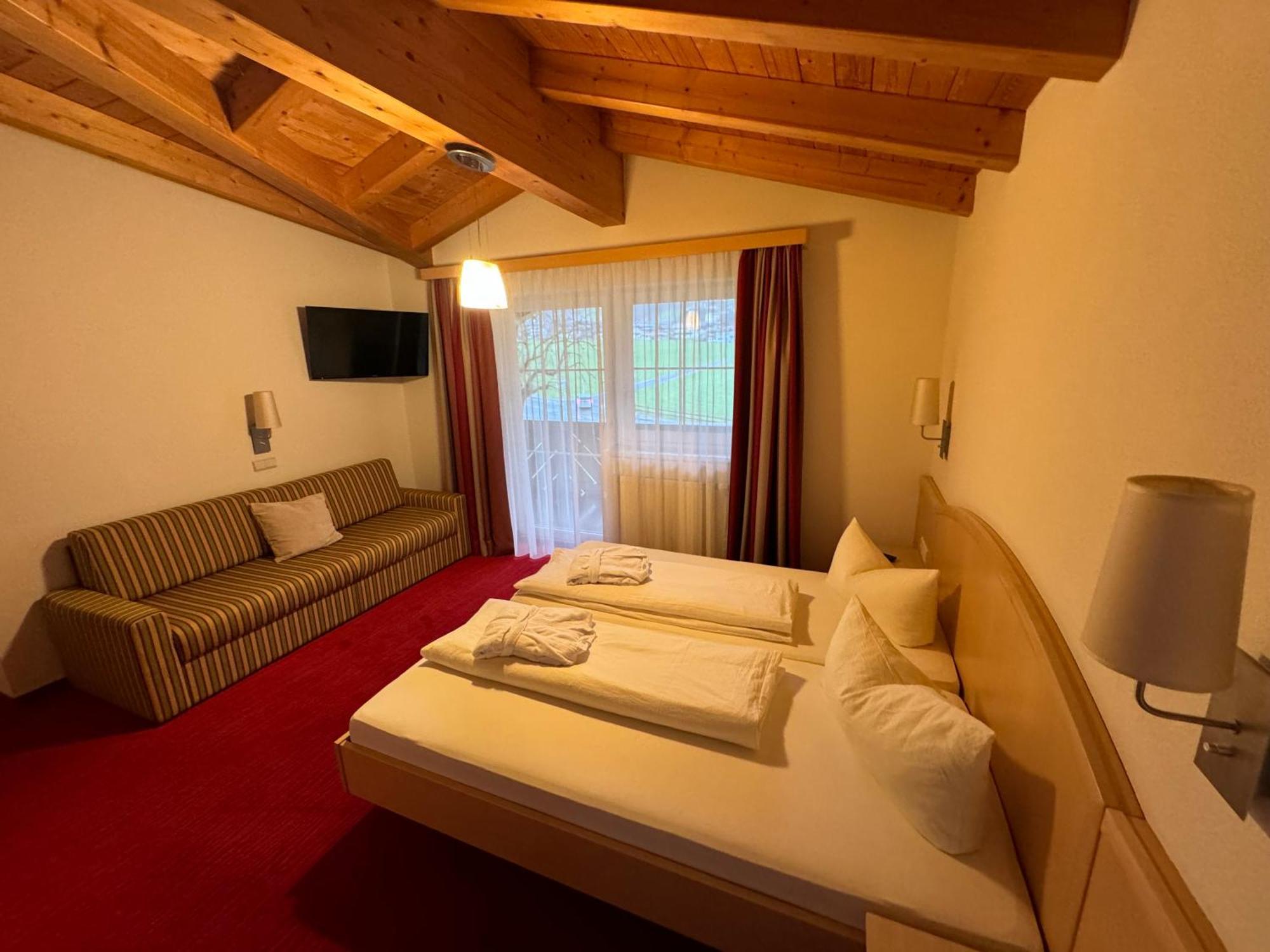 מאיירהופן Appartements Olympia מראה חיצוני תמונה